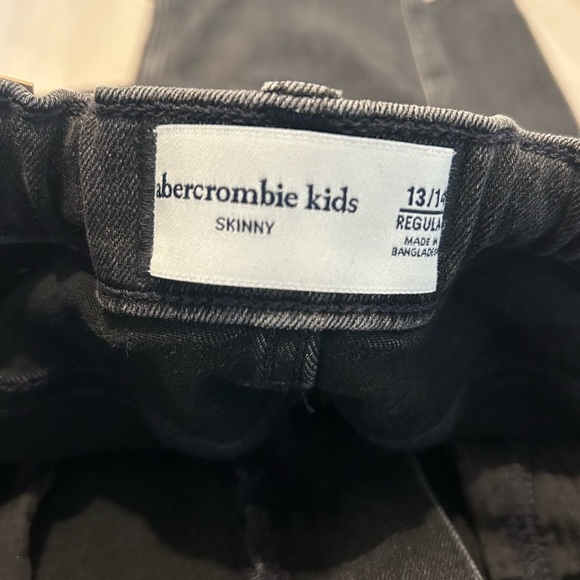 Abercrombie kids black skinny jeans - Picture 3 of 3